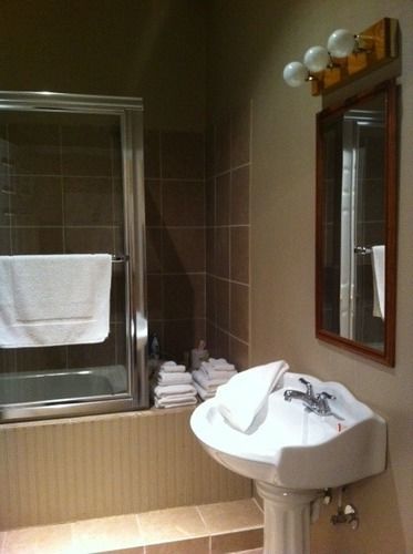 The Hotel Belvidere Hawley Bagian luar foto